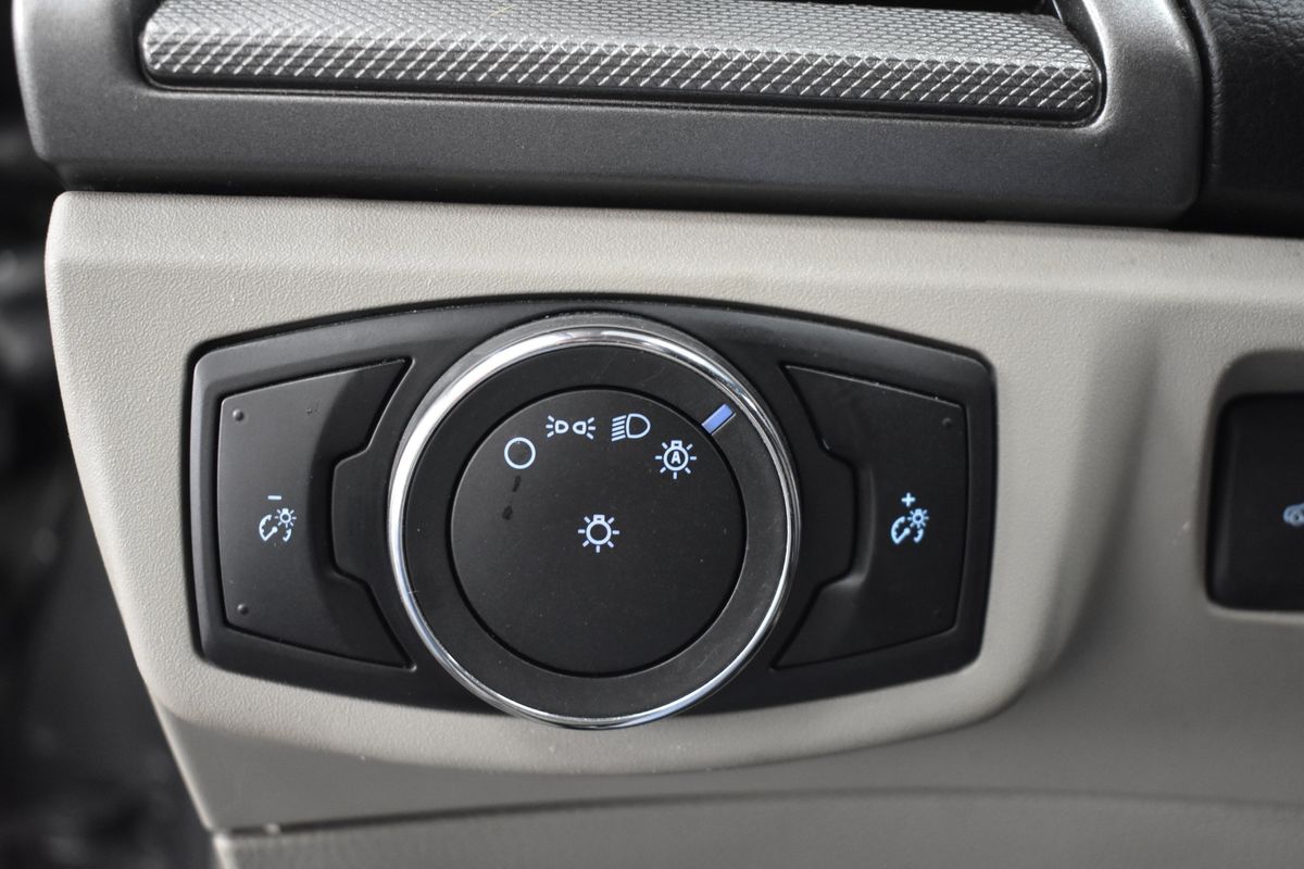 2017 Ford Fusion Hybrid SE