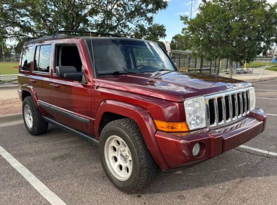 2008 Jeep Commander Sport