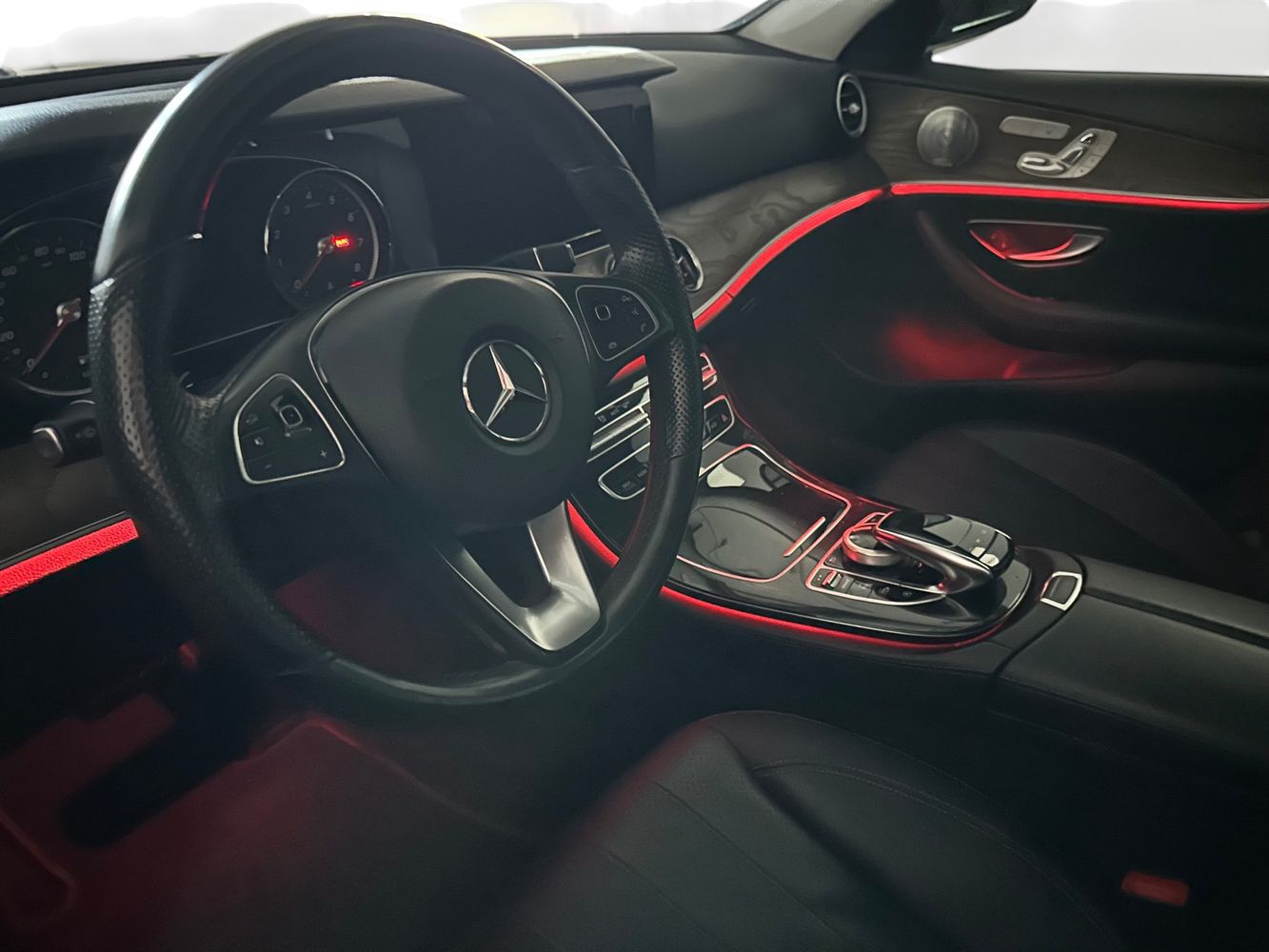 2017 Mercedes-Benz E-Class E400 - Photo 21
