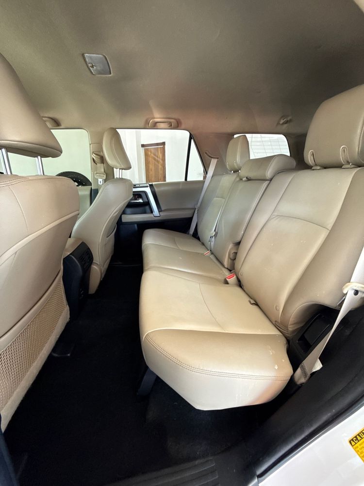2017 Toyota 4Runner SR5 photo 11
