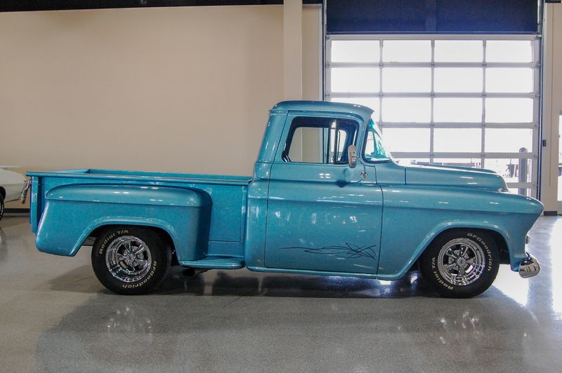 1957 Chevrolet Pickup Photos