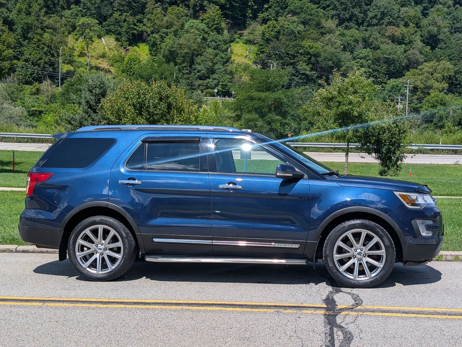 2017 Ford Explorer 5