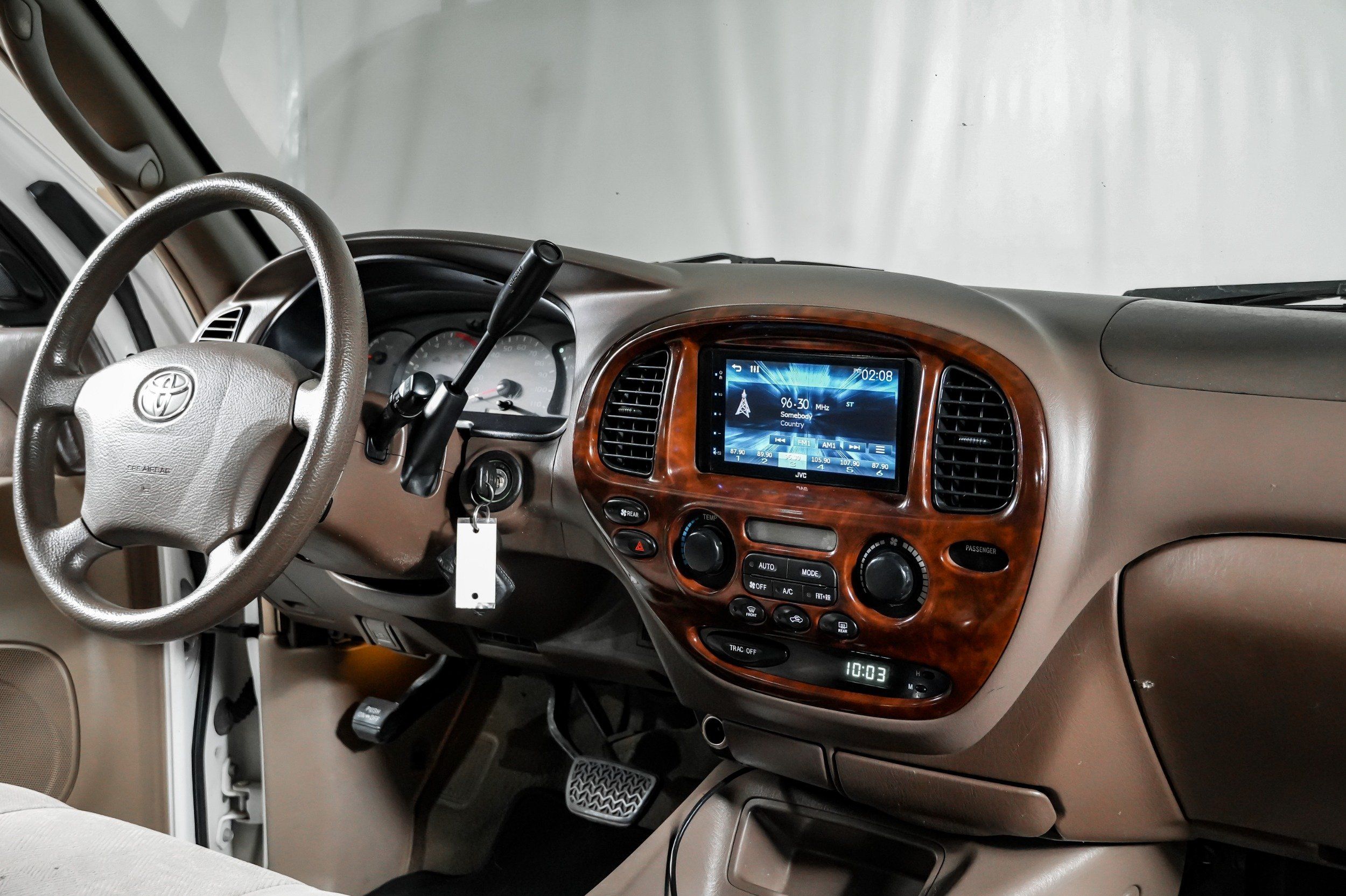 2004 Toyota Sequoia SR5 - Photo 20