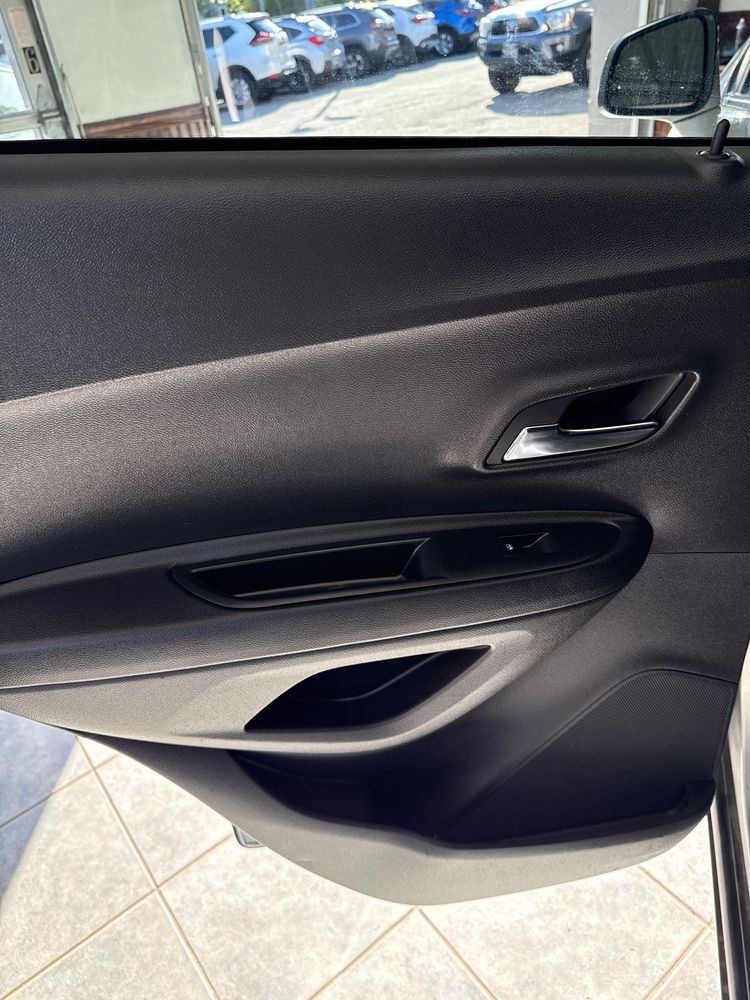 2020 Chevrolet Trax Premier photo 16