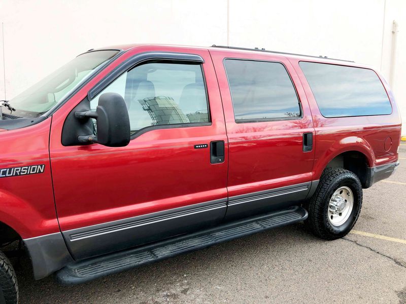 Ford excursion 2004