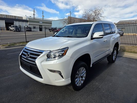 2015 Lexus GX Base's photo