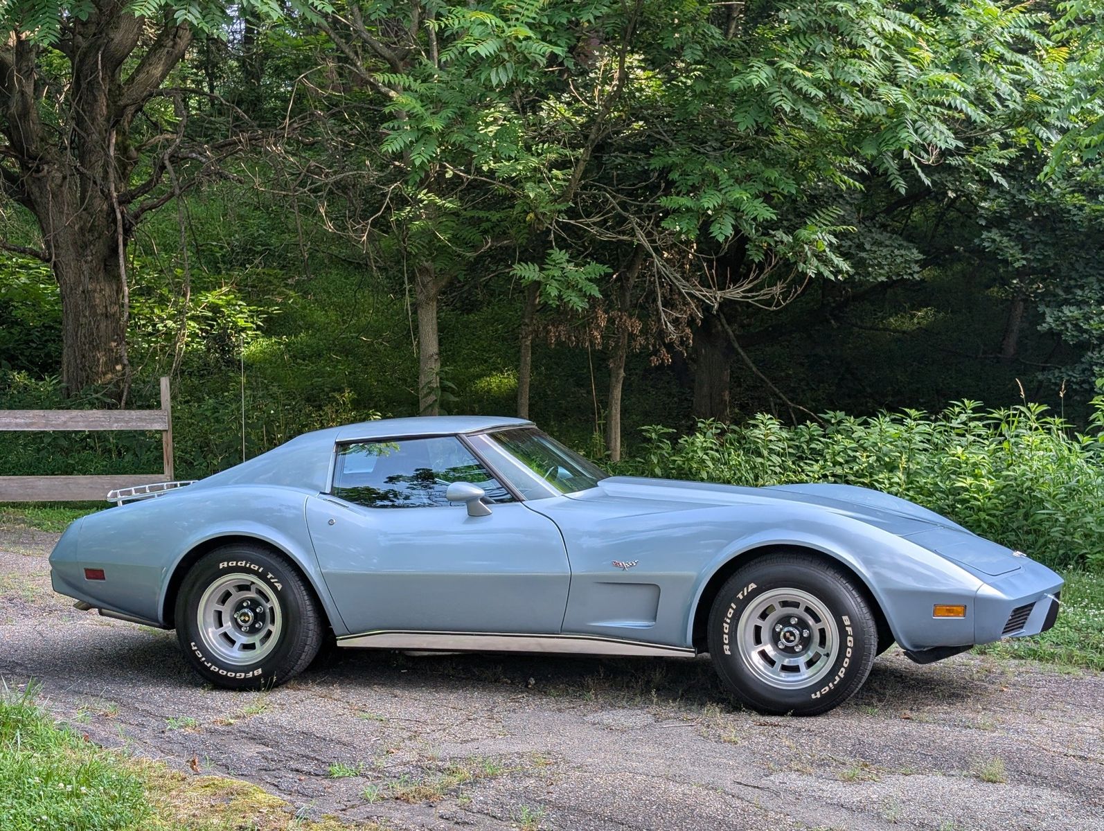 1977 Chevrolet Corvette 14