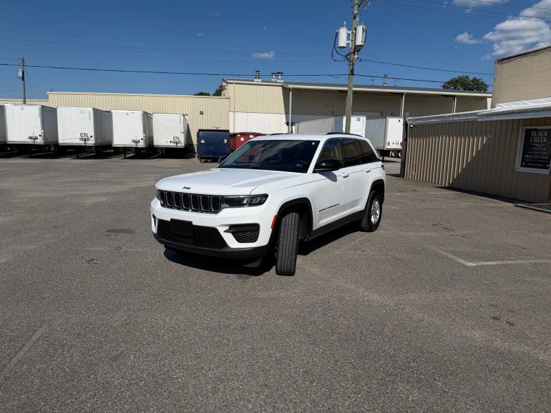 2022 Jeep Grand Cherokee Laredo - Photo 6