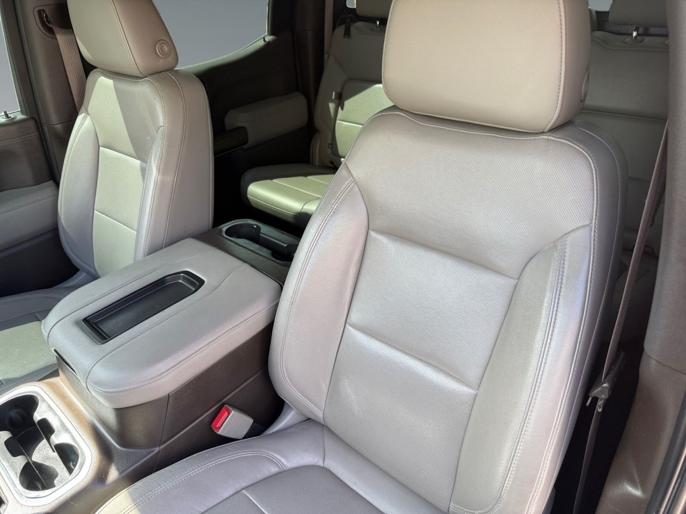 2019 Gmc Sierra 1500 SLT photo 9