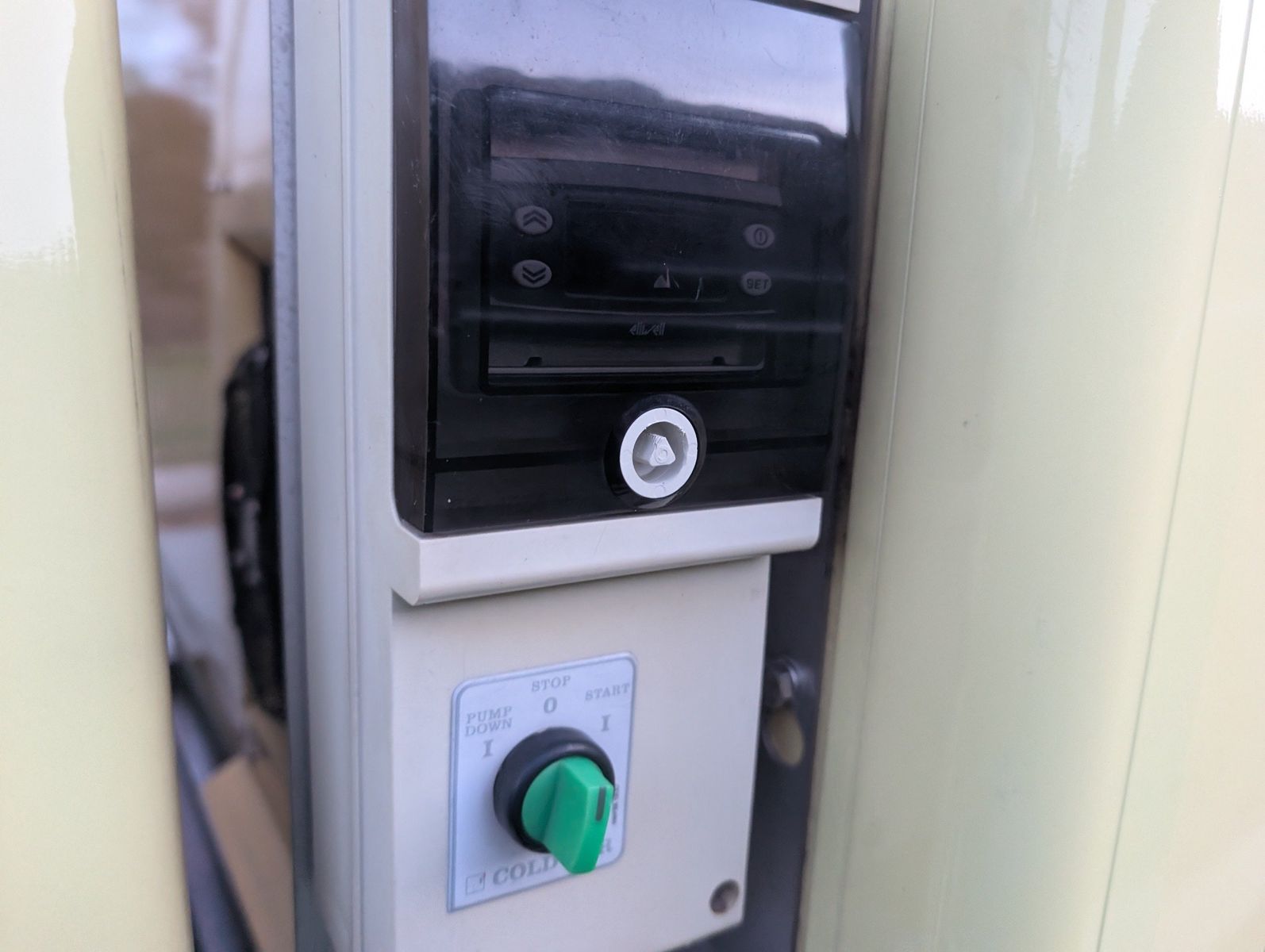 2021 Ford E-Series 43