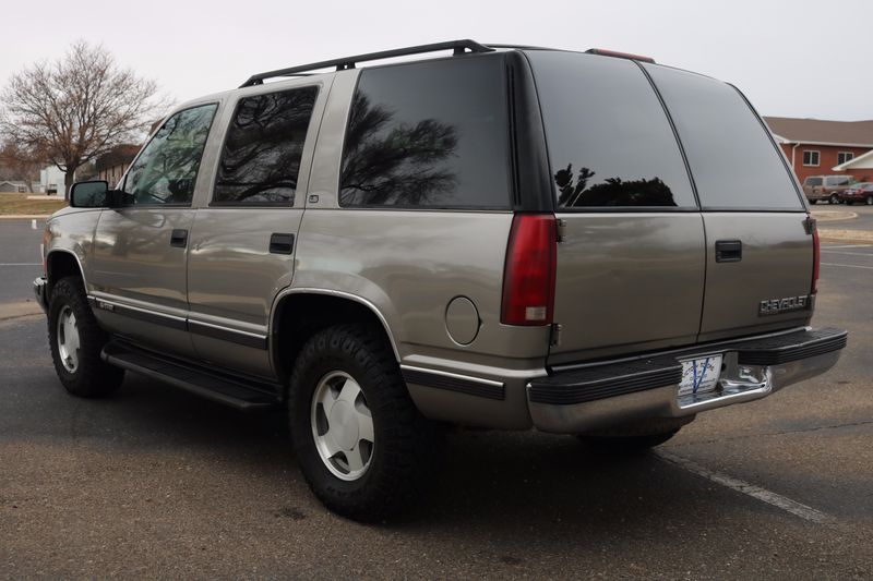 1999 Chevrolet Tahoe Photos