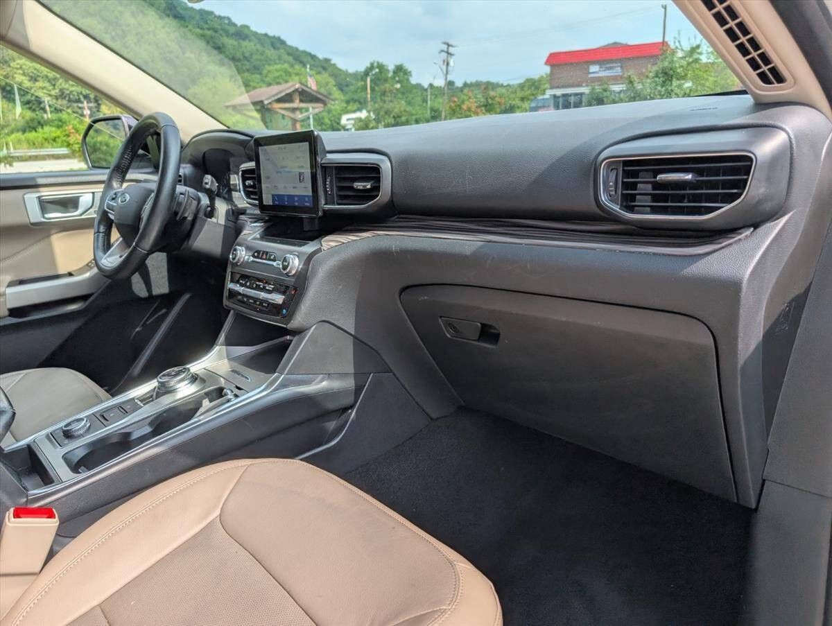 2020 Ford Explorer Hybrid Limited photo 45