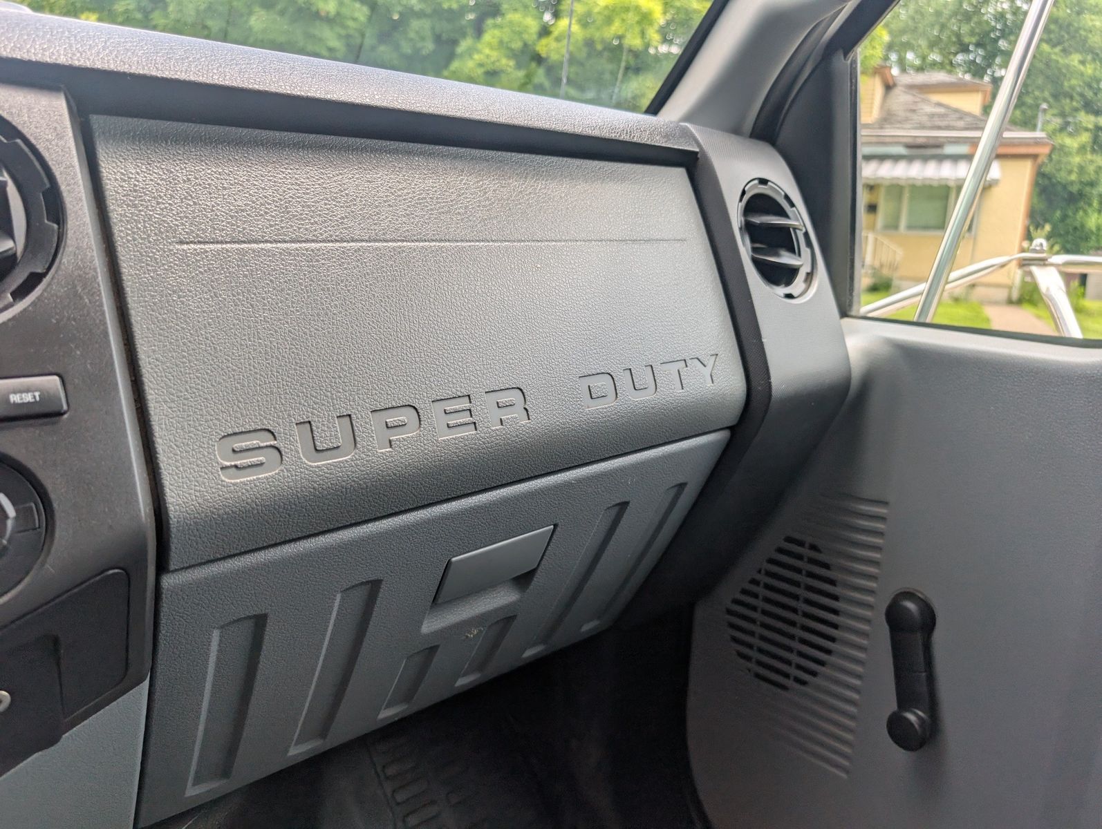2015 Ford F-750 143