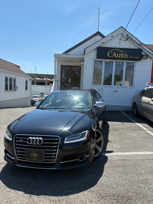 2015 Audi S8 4.0 TFSI quattro tiptronic's photo