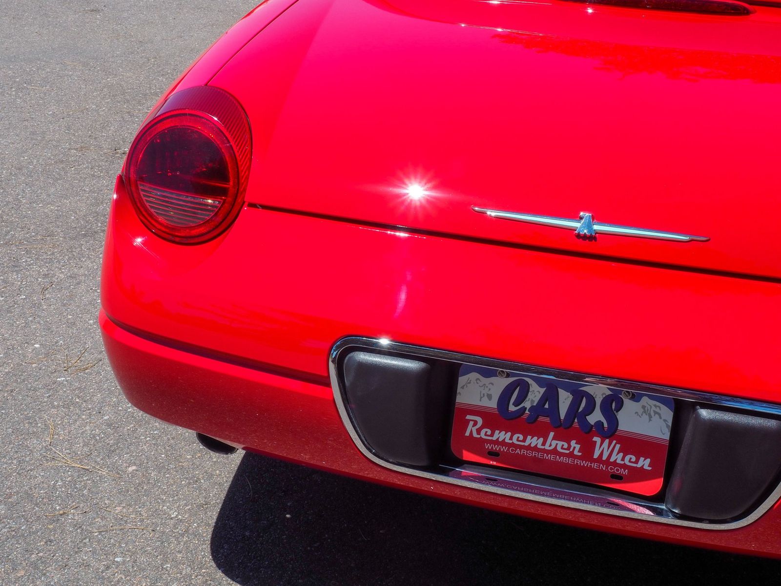 2002 Ford Thunderbird 26