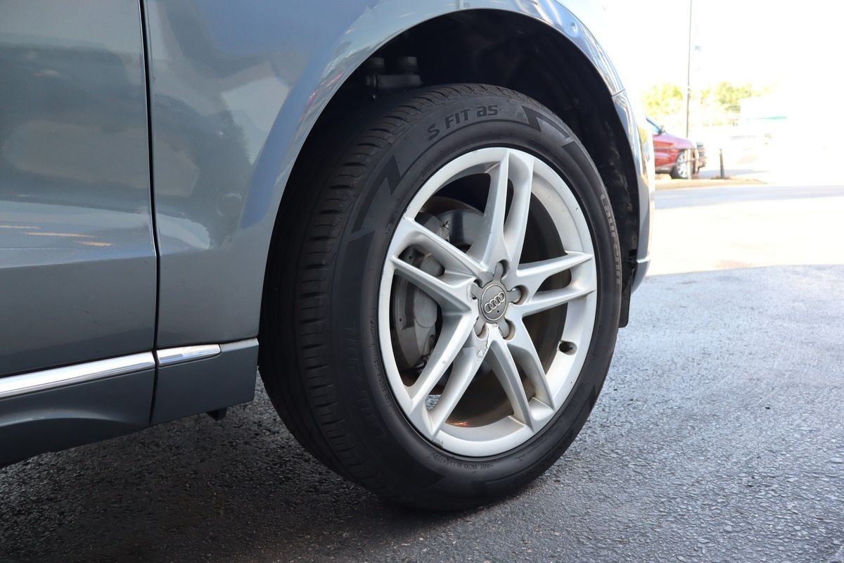 2017 Audi Q5 2.0T quattro Premium Plus