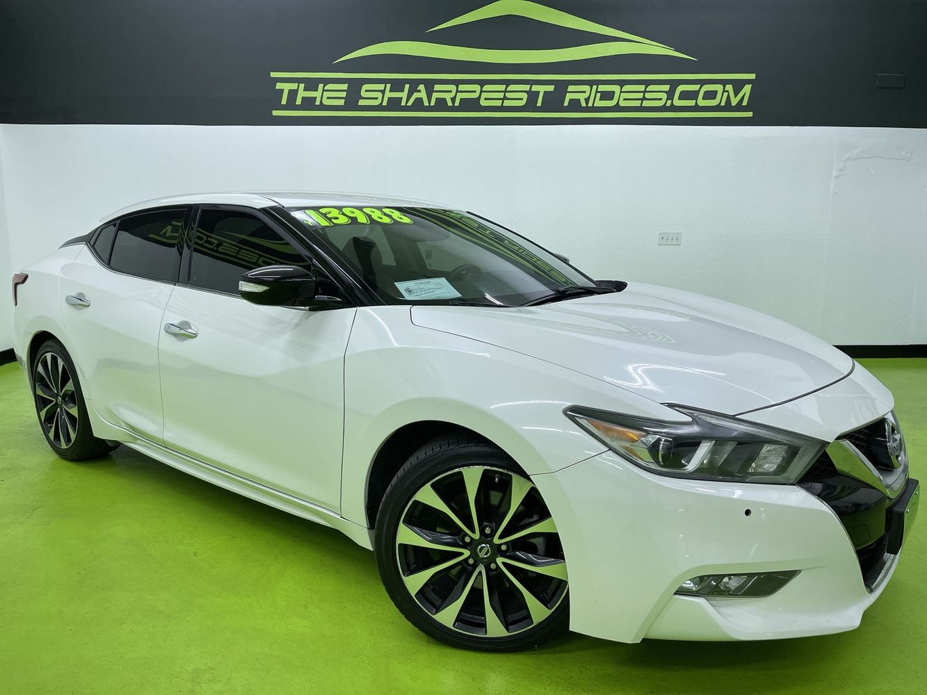 2016 Nissan Maxima SR