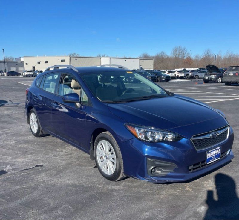 2017 Subaru Impreza Premium's photo