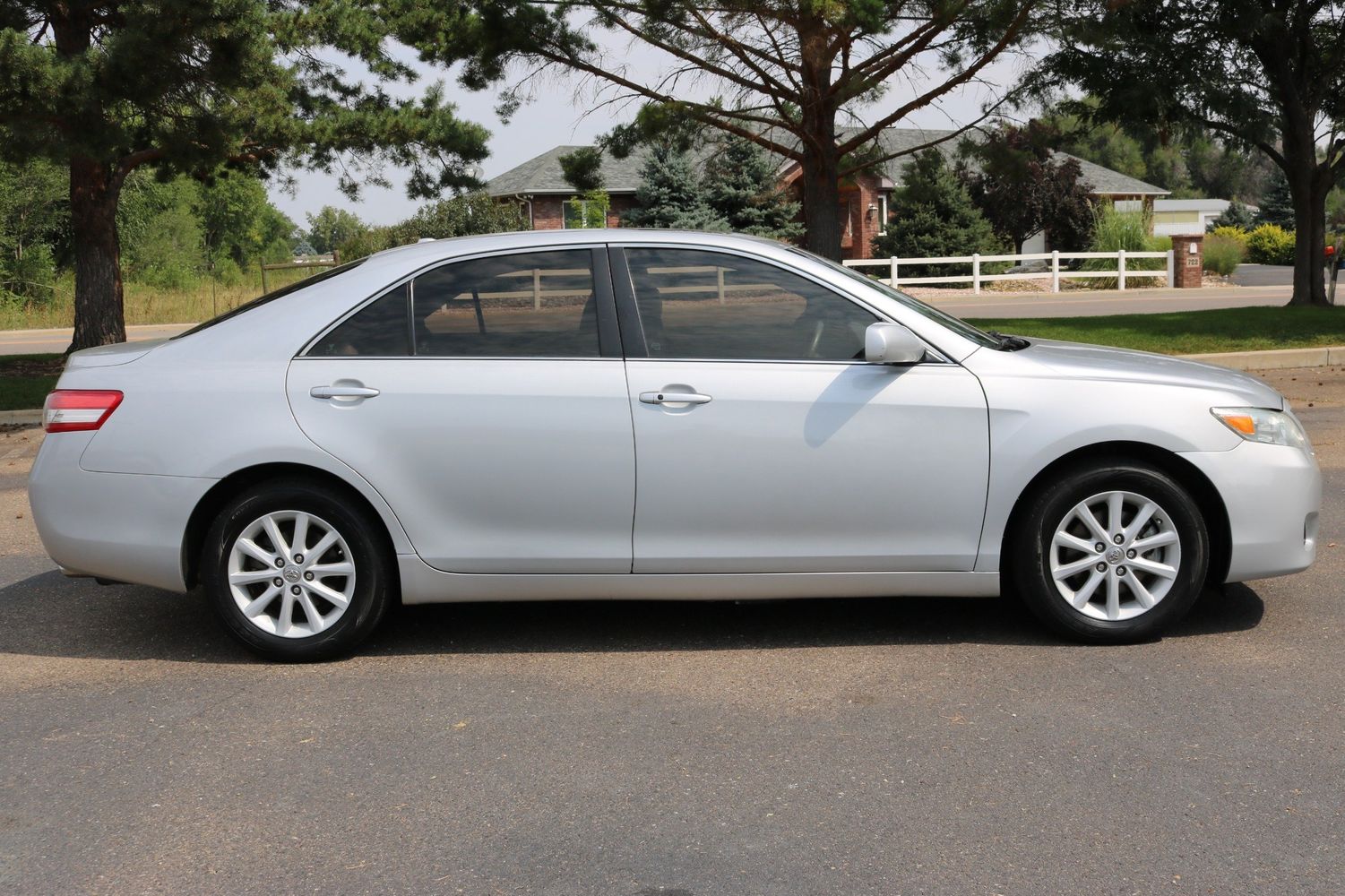 2010 Toyota Camry XLE V6 | Victory Motors of Colorado