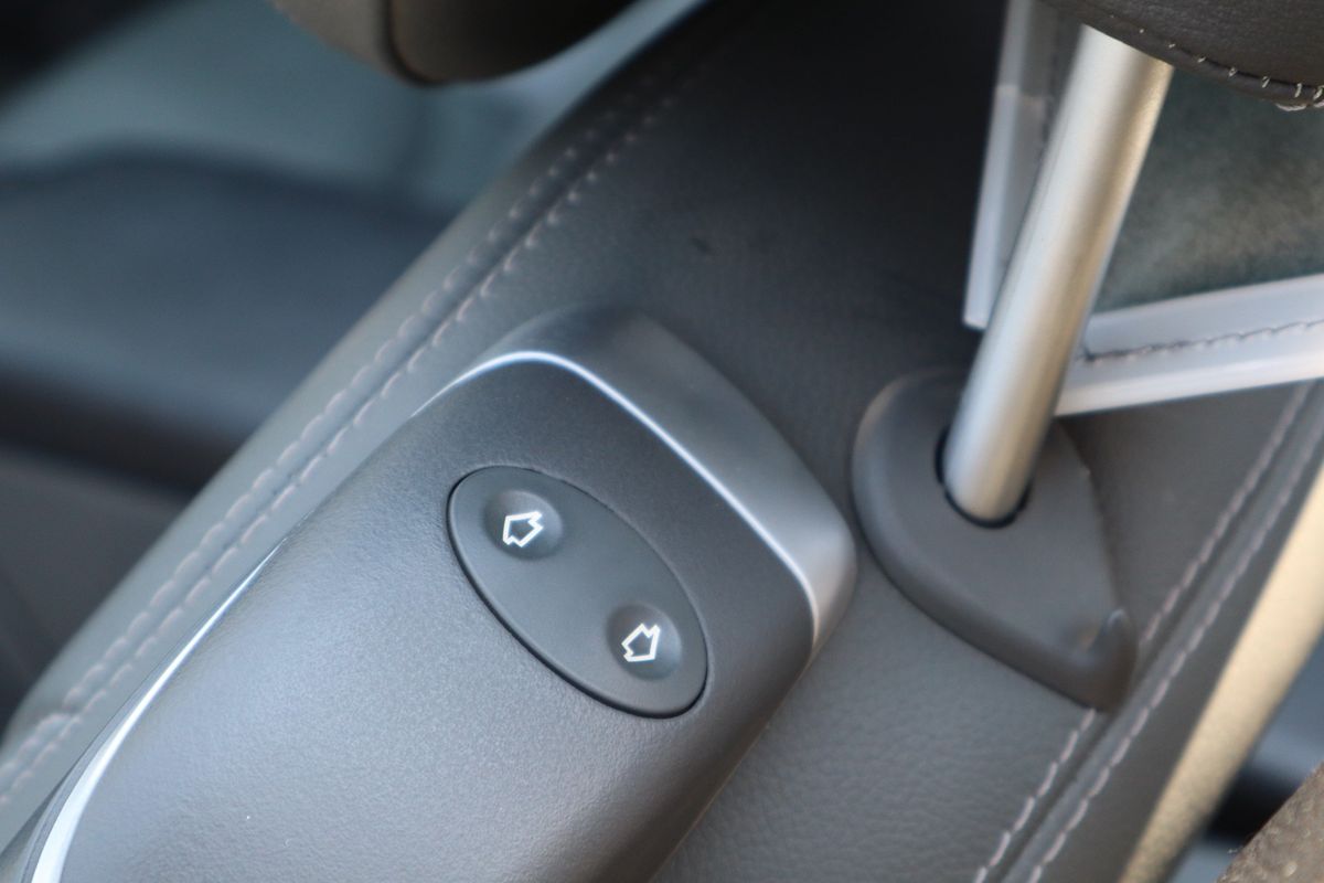 2005 Mercedes-Benz SL-Class SL 500