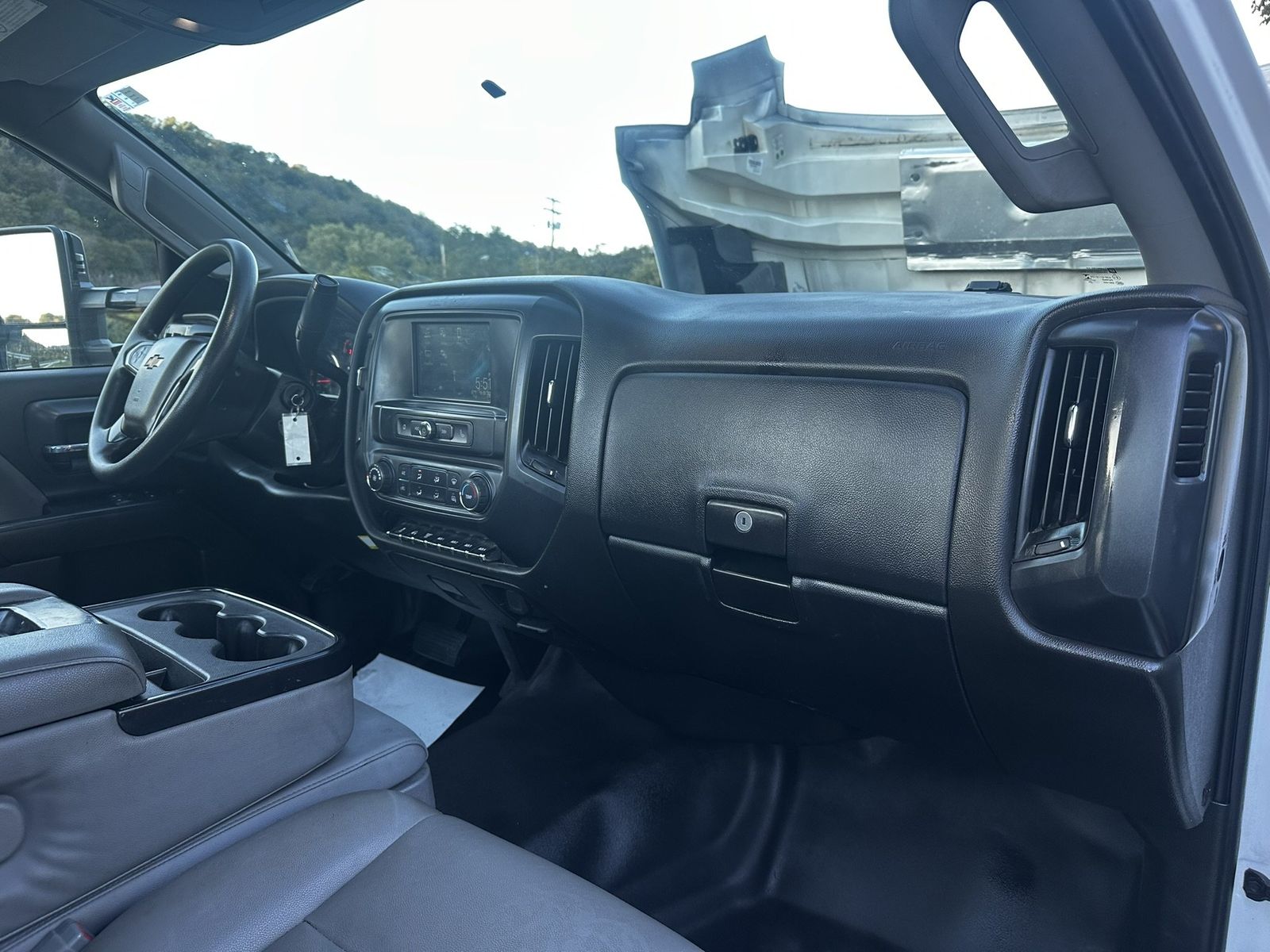 2020 Chevrolet Silverado 5500HD 38