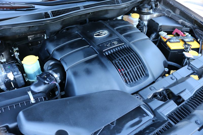 2008 Subaru Tribeca Ltd. 5-Pass. | Victory Motors of Colorado