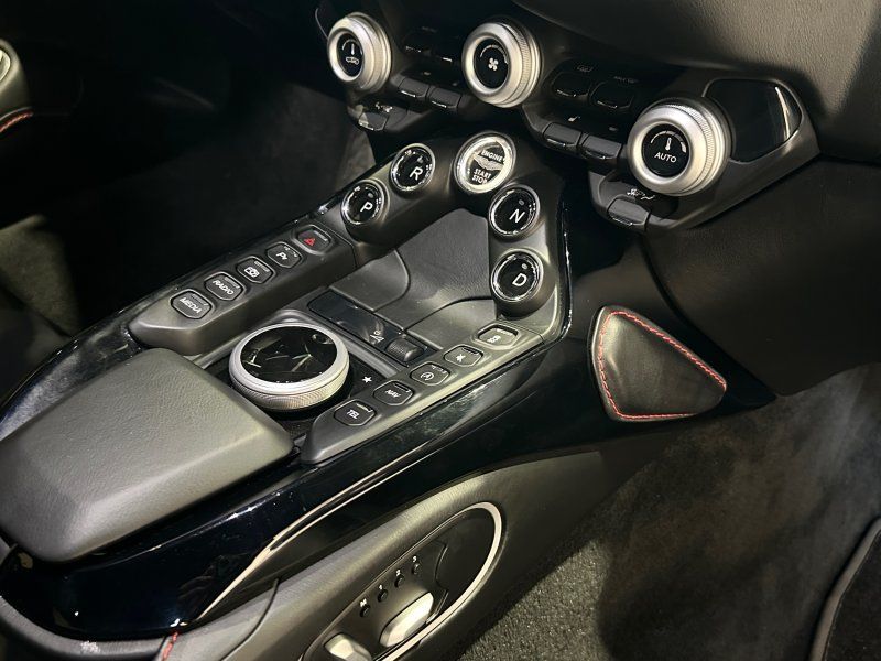 2020 Aston Martin Vantage Base, photo 18