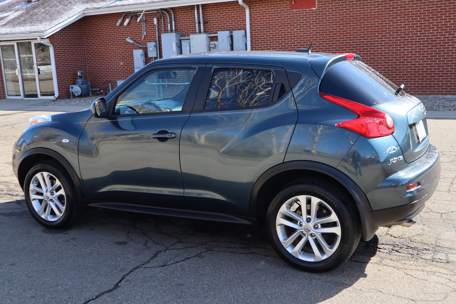 2014 Nissan JUKE SL | Victory Motors of Colorado