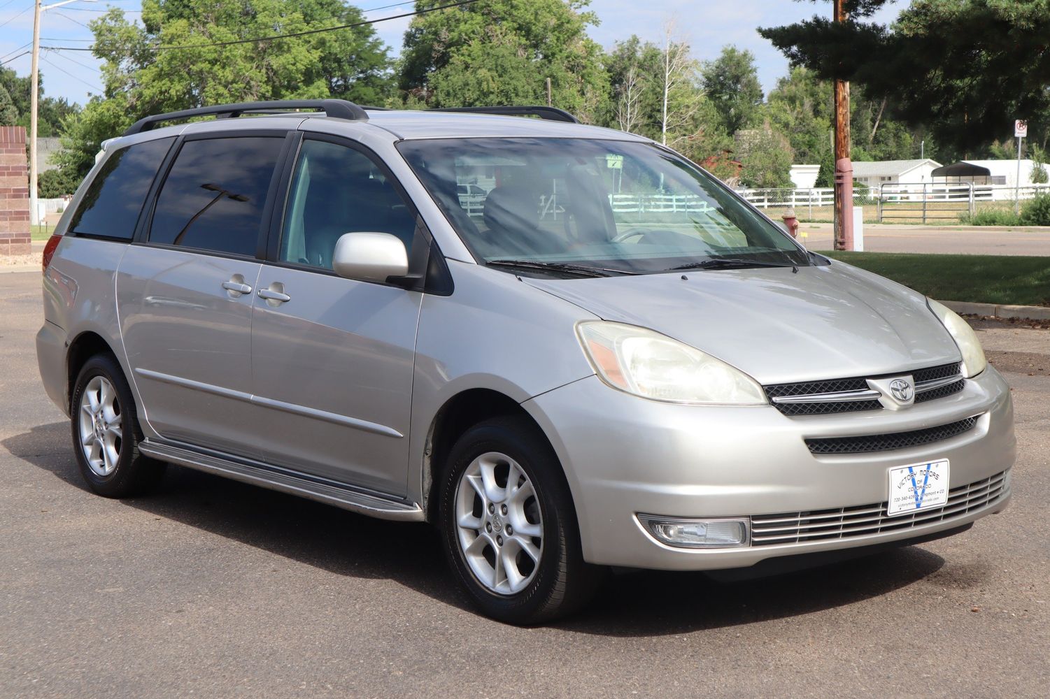 2005 Toyota Sienna XLE 7 Passenger | Victory Motors of Colorado