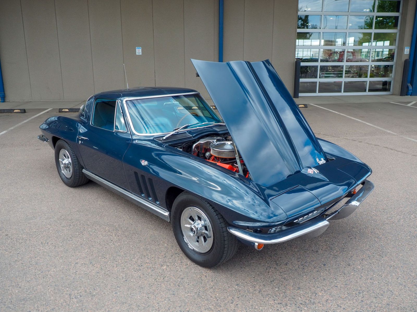 1966 Chevrolet Corvette 36