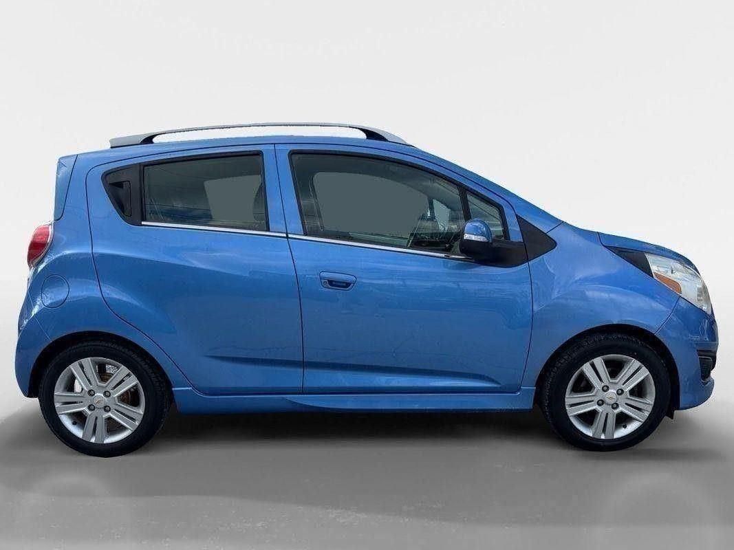 2015 Chevrolet Spark LT photo 6