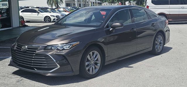 Brown 2019 Toyota Avalon Sedan Front-Wheel Drive 8-Speed Automatic