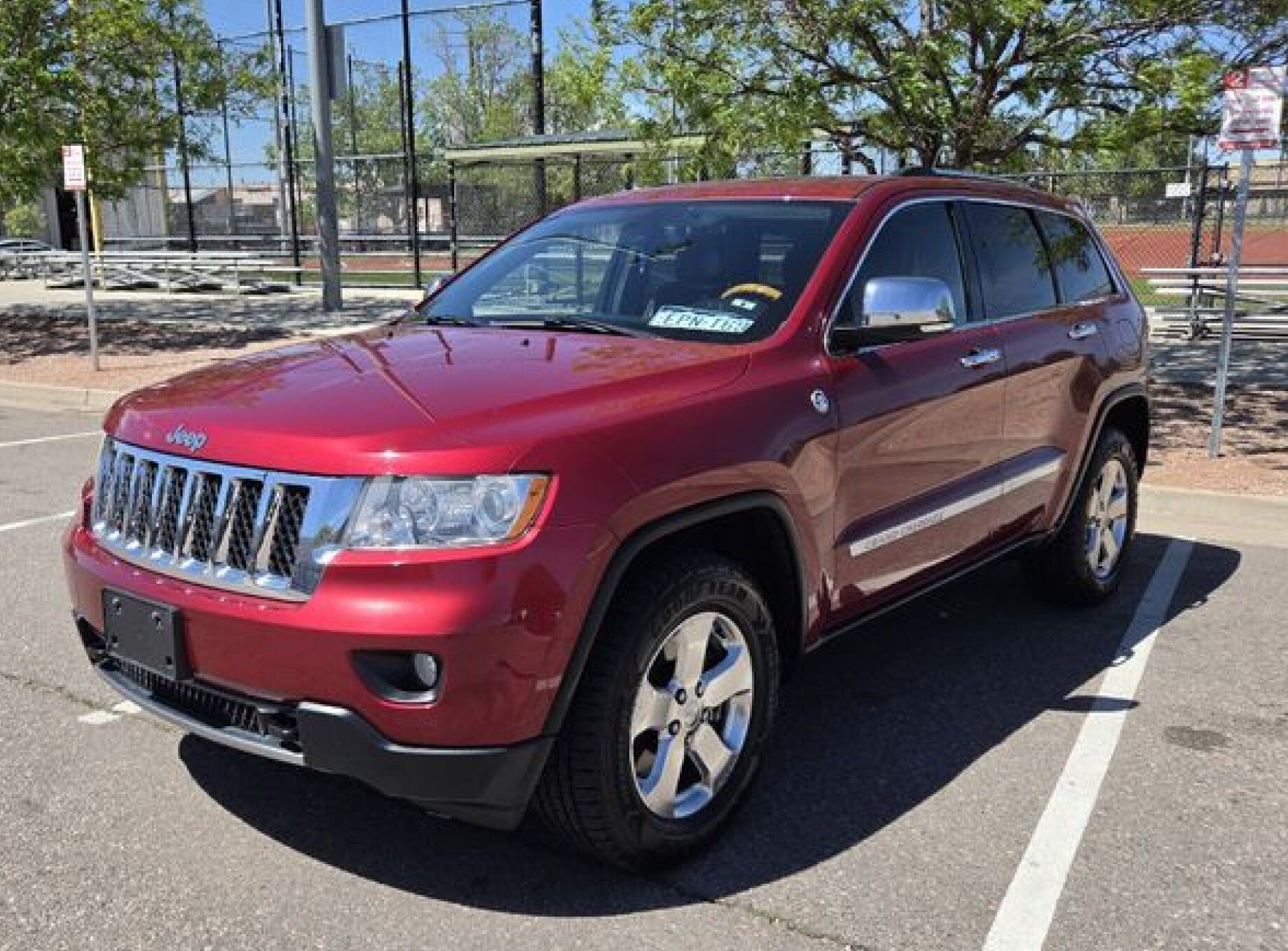 2013 Jeep Grand Cherokee Overland 4WD's photo