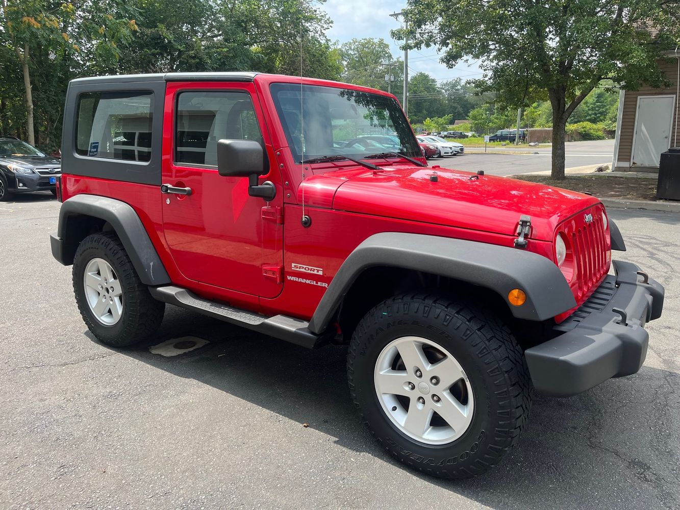 2010 Jeep Wrangler Sport photo 13