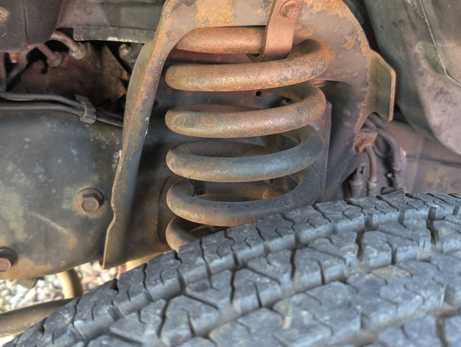 2004 Ford E-Series Chassis 17