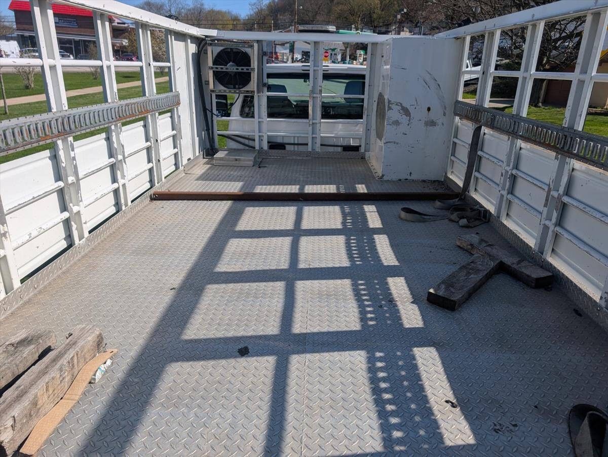 2015 Ford F-450 Super Duty 39