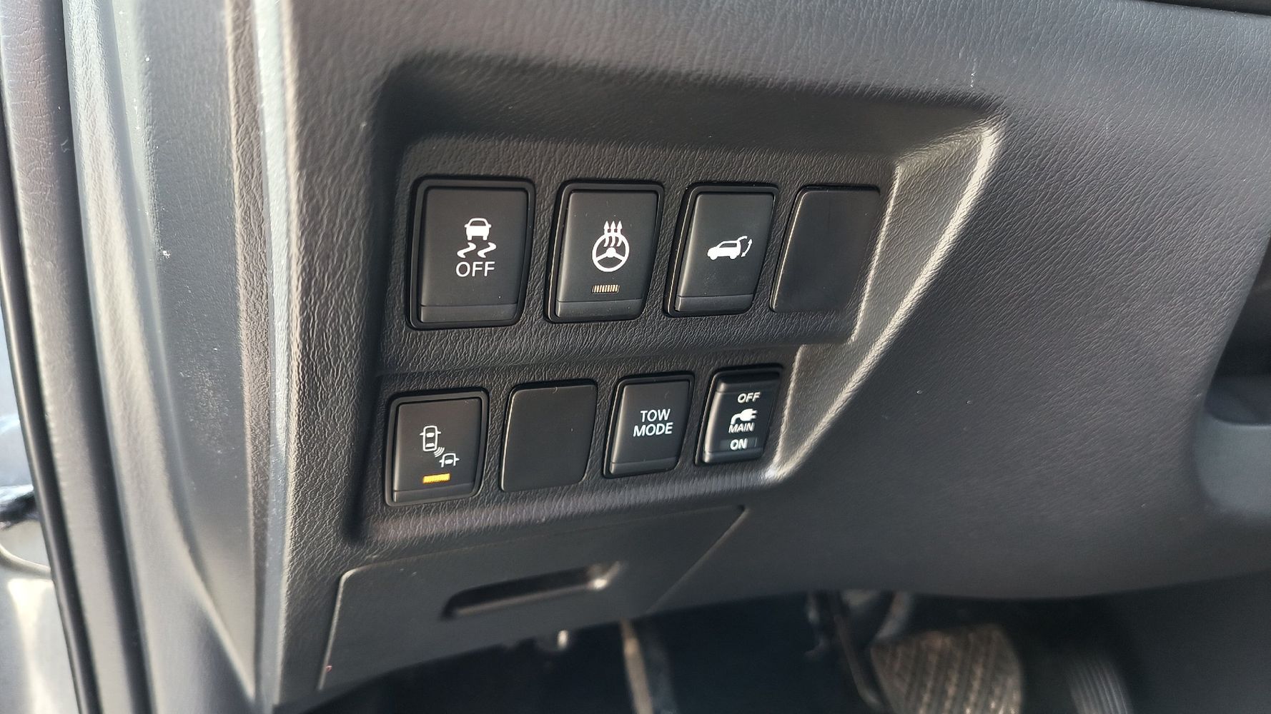 2018 Nissan Pathfinder SL photo 14