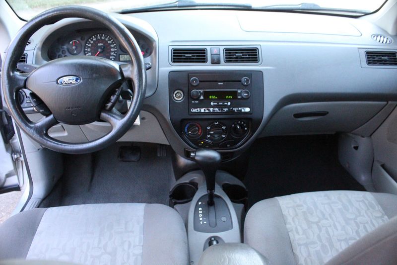 2005 Ford Focus ZX4 SE | Victory Motors of Colorado