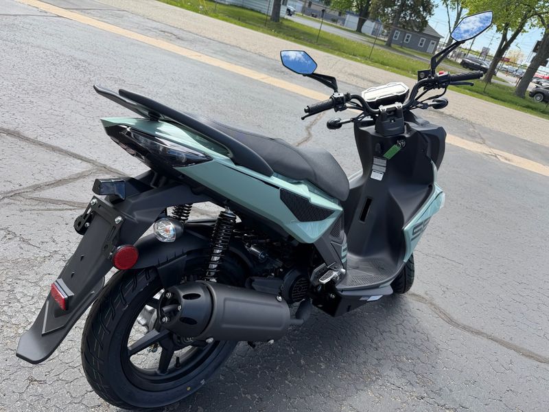 2026 KYMCO SUPER 8 50 R | Tom Stehouwer Auto Sales, Inc.