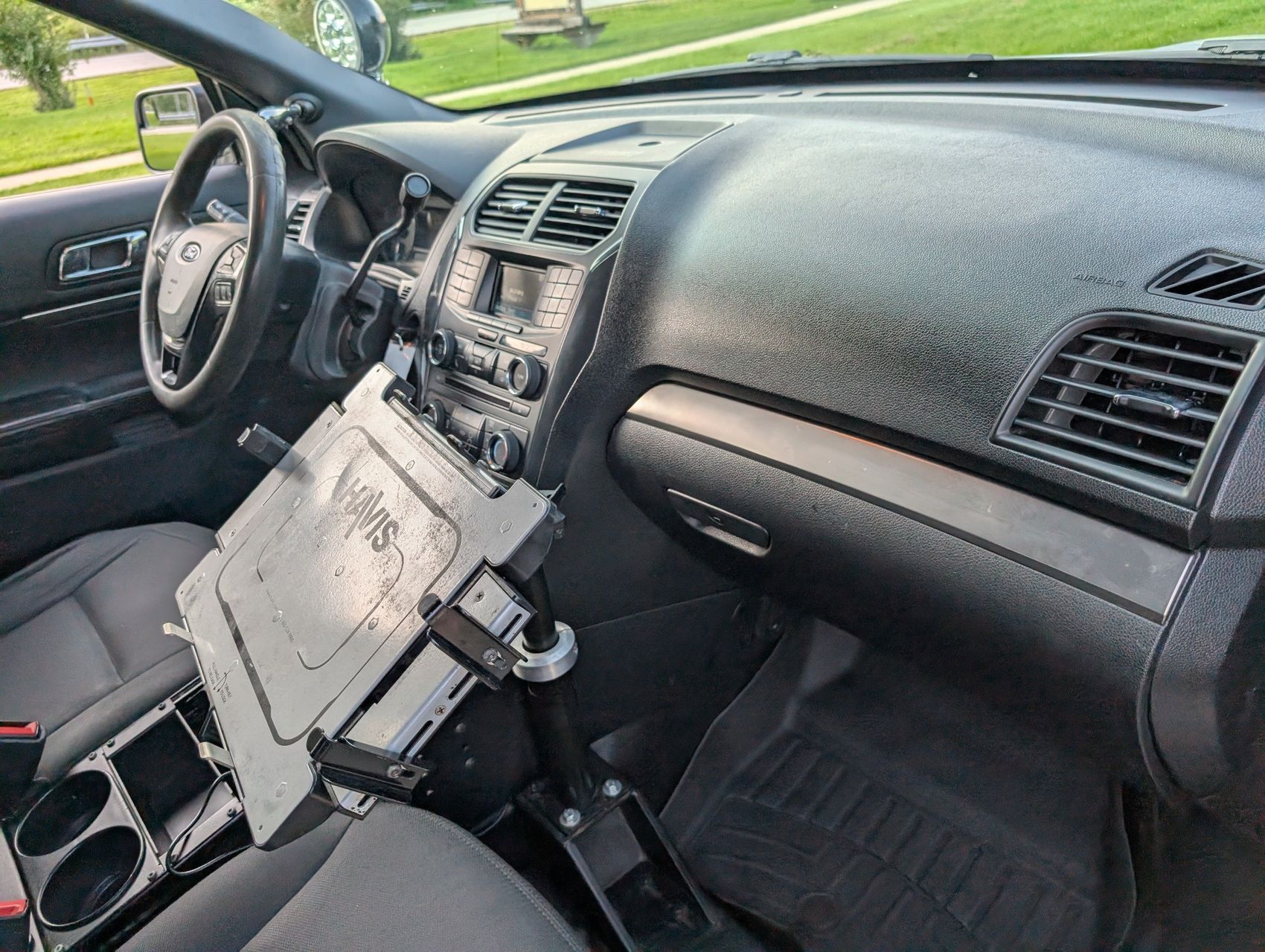 2018 Ford Explorer 44