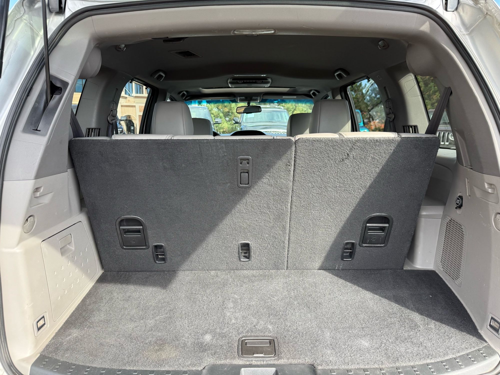 2014 Honda Pilot Touring photo 27