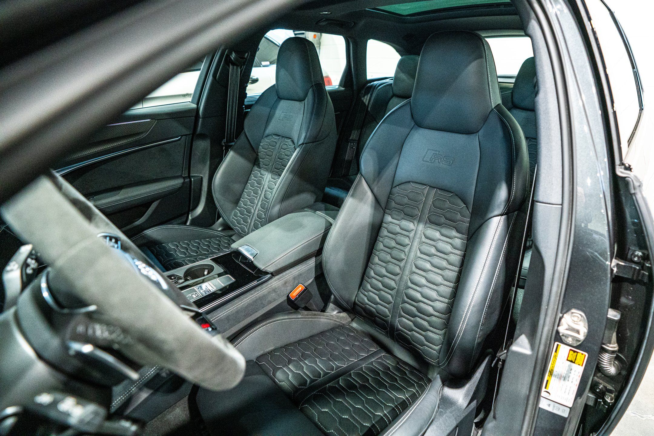 2022 Audi RS 6 Avant Base - Photo 31