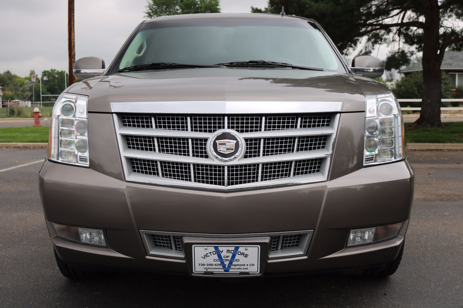 2012 Cadillac Escalade ESV Platinum Edition | Victory Motors of Colorado