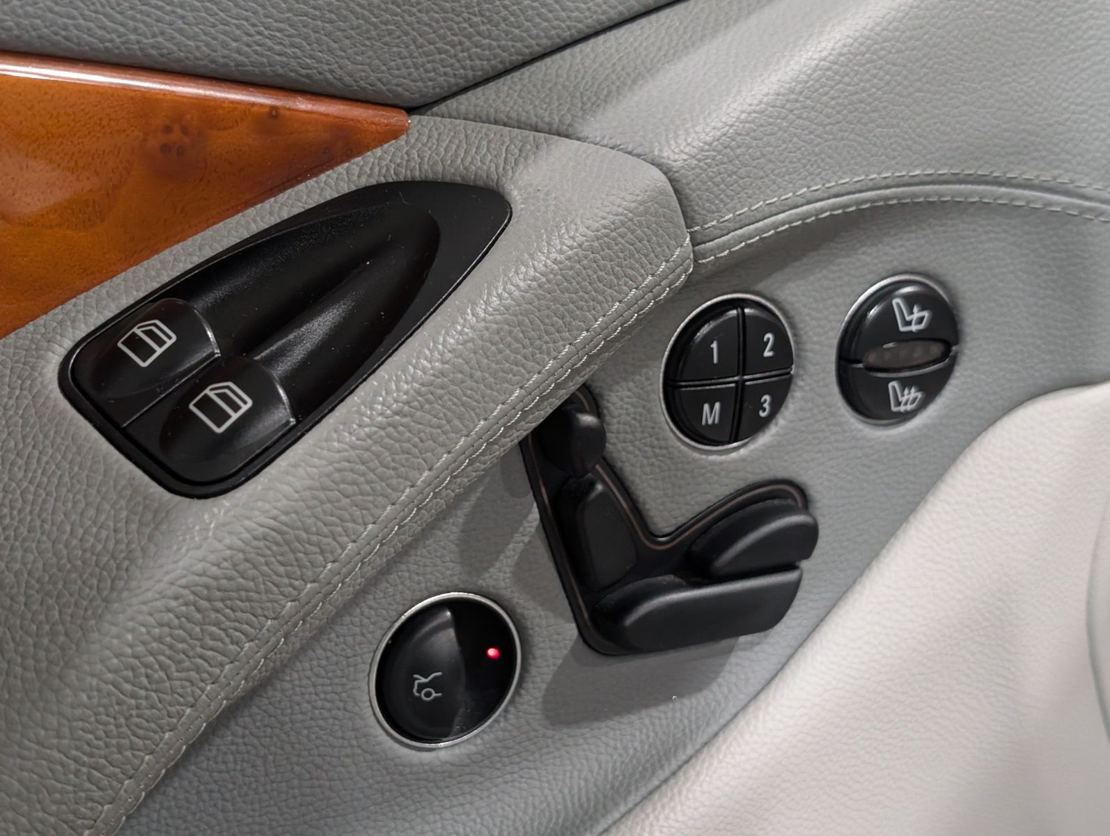 2004 Mercedes-Benz SL 500 96