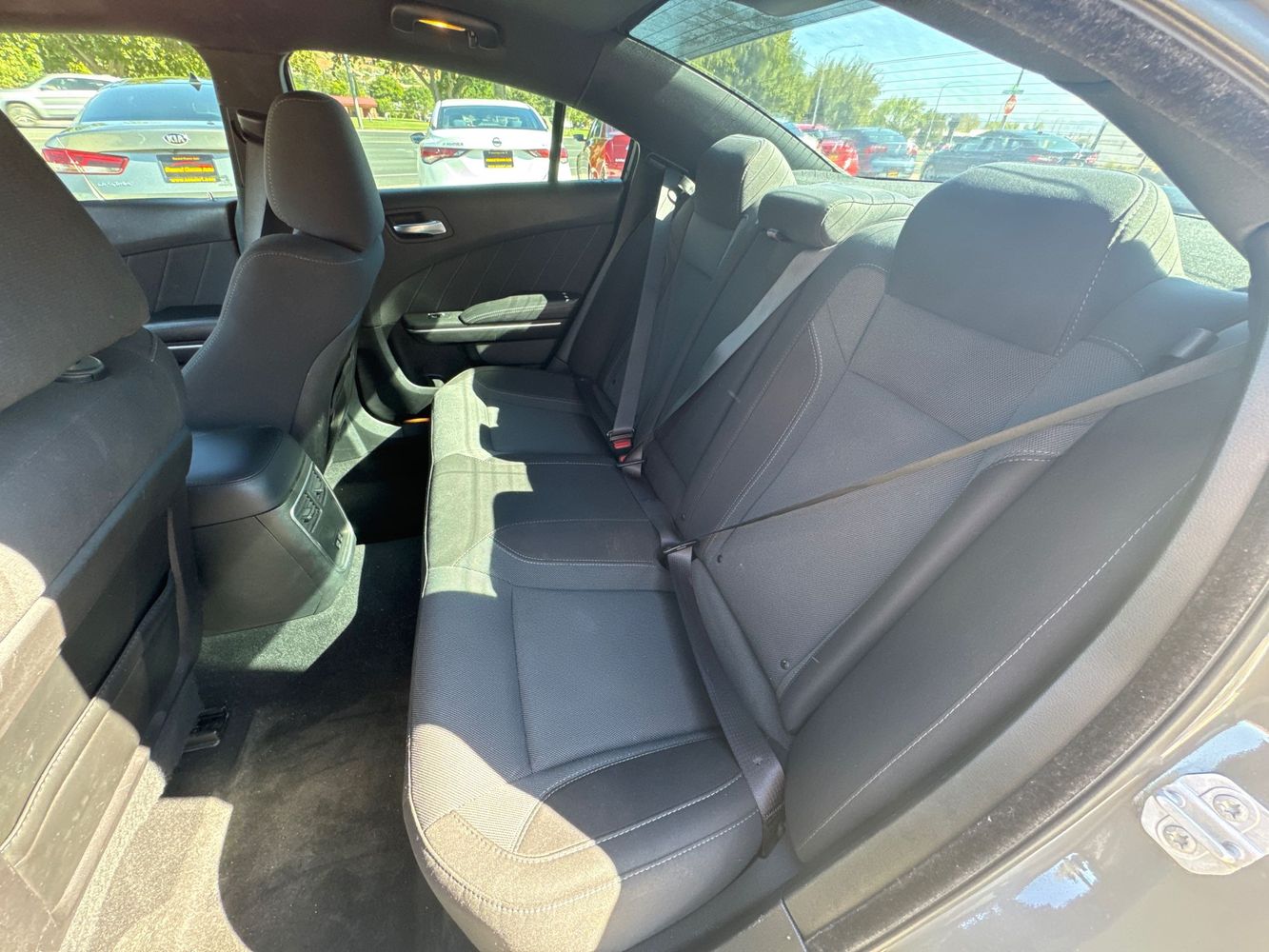 2019 Dodge Charger SXT photo 9