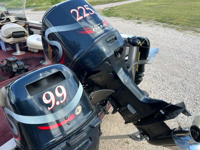 2000 CRESTLINER TOURNAMENT SERIES TS | Horizon Motorsports Colorado