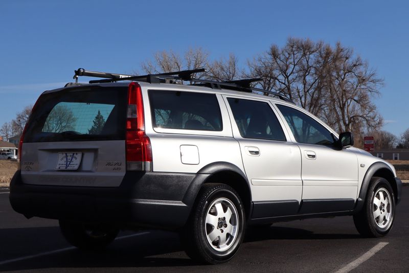 2004 Volvo XC70 Base | Victory Motors of Colorado