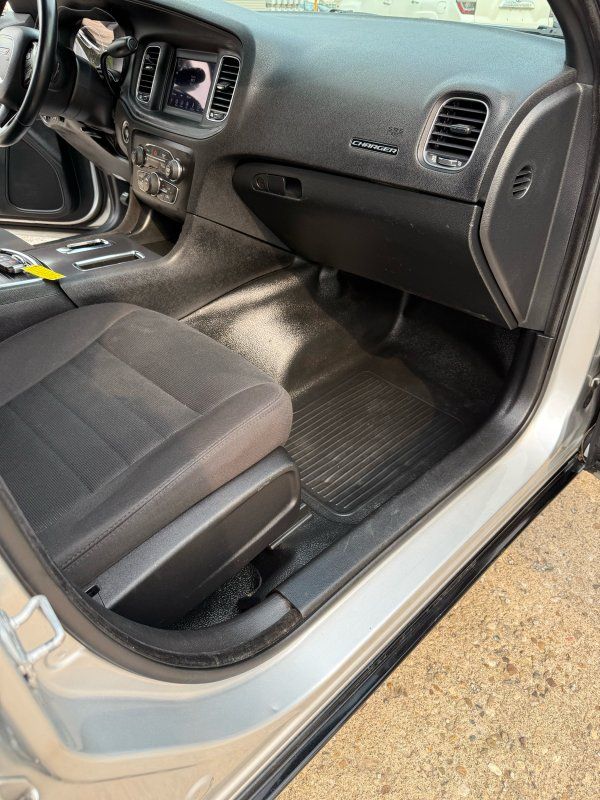 2018 Dodge Charger photo 8
