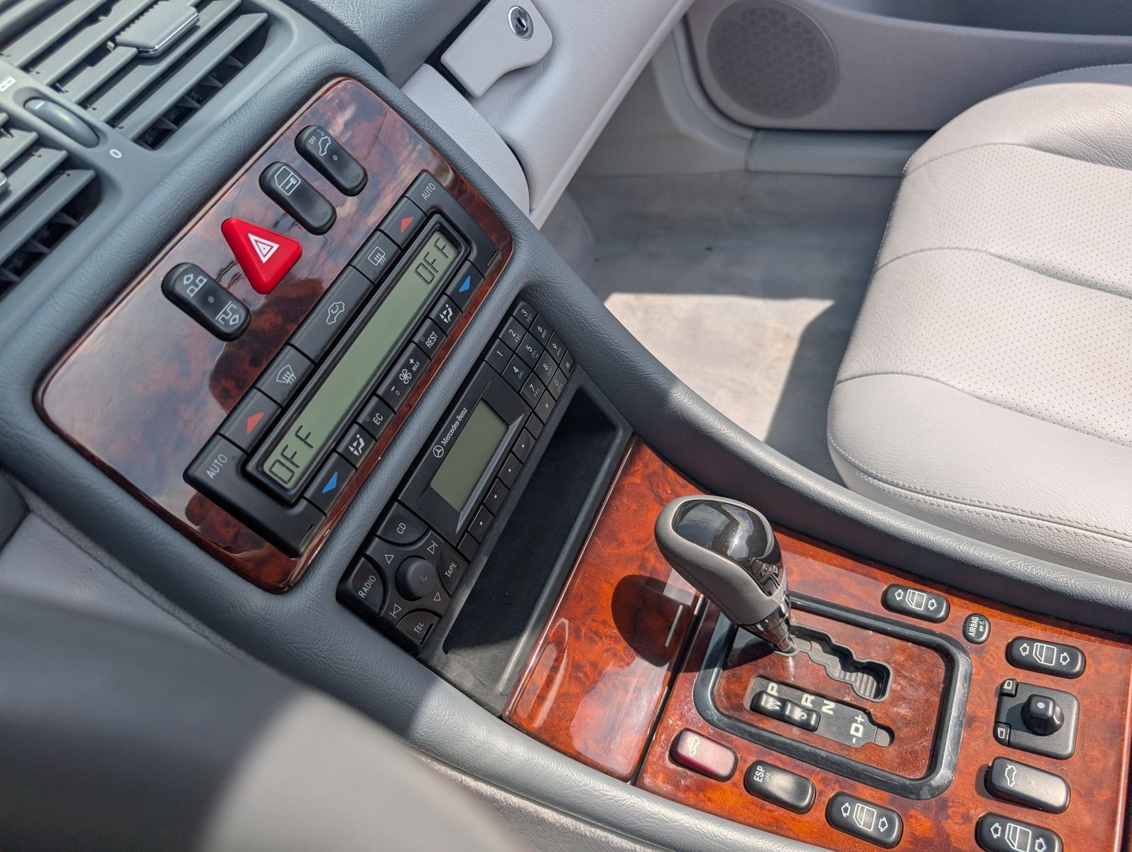 2002 Mercedes-Benz CLK 100