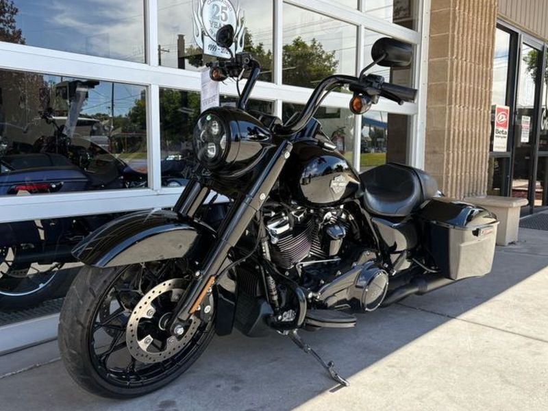 2022 Harley-Davidson FLHRXS Road King Special | SS Auto Brokers
